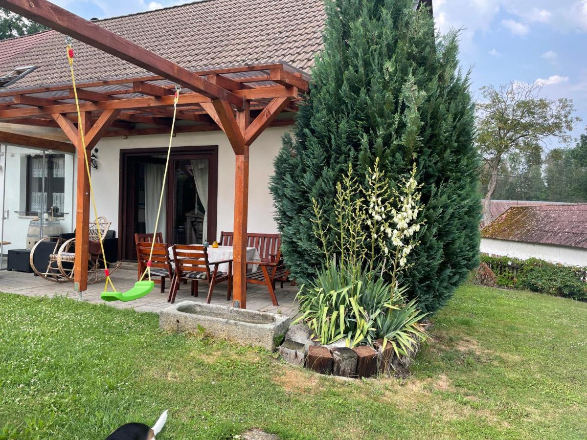 Apartman Beruska Krelovice ภายนอก รูปภาพ